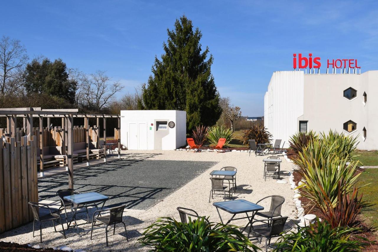 Hotel Ibis Saintes Exterior foto
